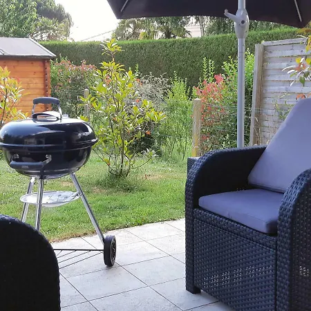 Petite Maison Avec Terrasse Et Jardin *